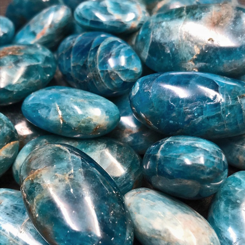 Galet d'Apatite Bleue